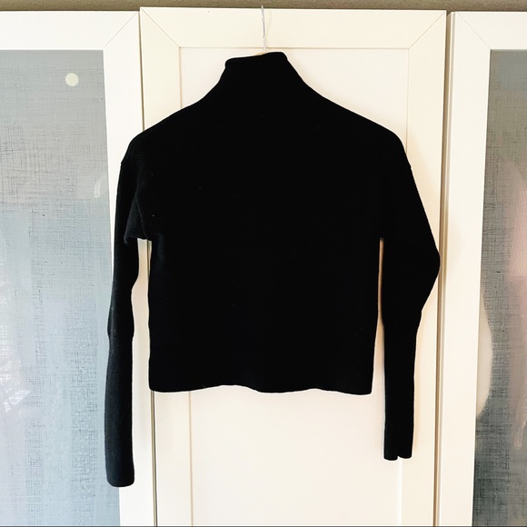 Aritzia Wilfred black merino wool mock-neck sweater crop top, small - Picture 4 of 7